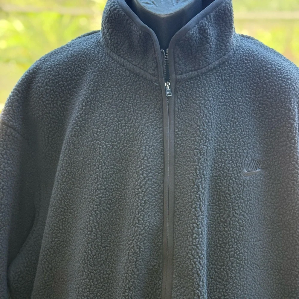 NIKE‎ CLUB MENS WINTERIZED JACKET FB8386-010 (L)
